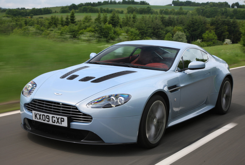 Illustration for article titled 2010 Aston Martin V12 Vantage: Driven